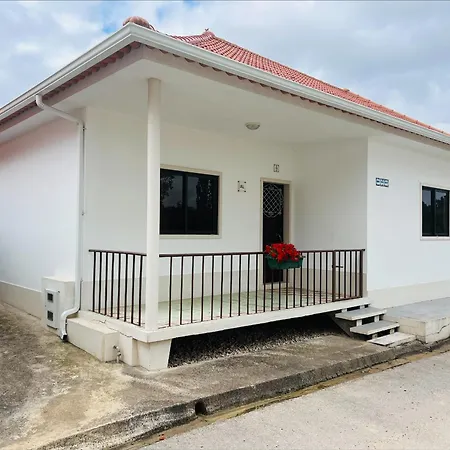 Vivenda Maria Da Nazare Ferienhaus Picamilho