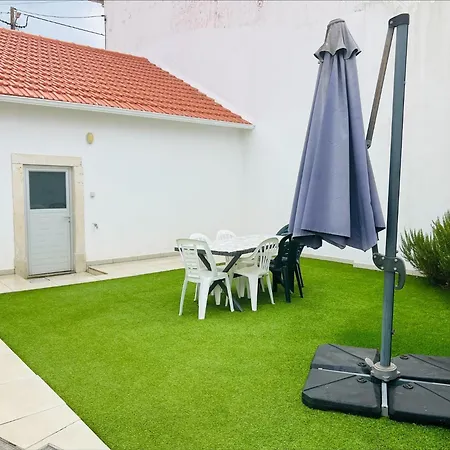 Vivenda Maria Da Nazare Ferienhaus *