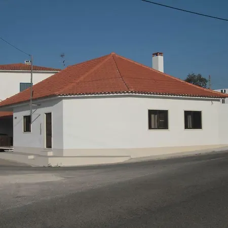 Vivenda Maria Da Nazare Ferienhaus Picamilho
