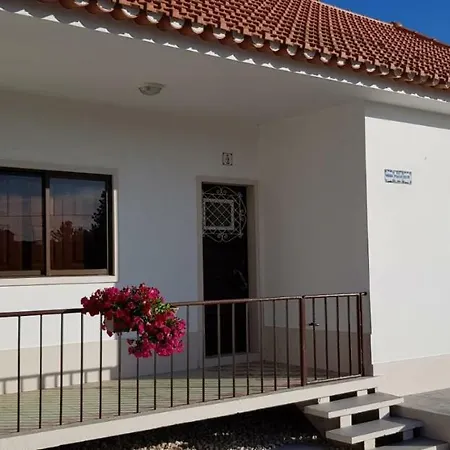 Holiday home Vivenda Maria Da Nazare *