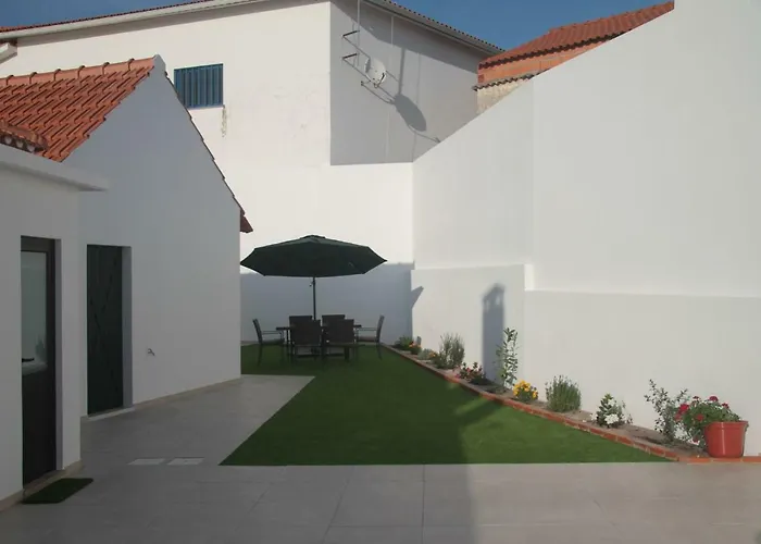 Vivenda Maria Da Nazare *